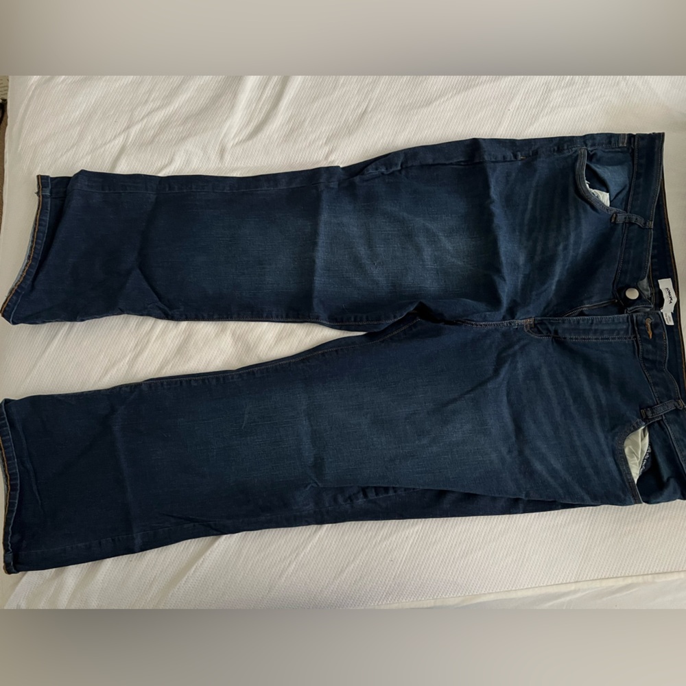 Size 20W short boot cut jeans